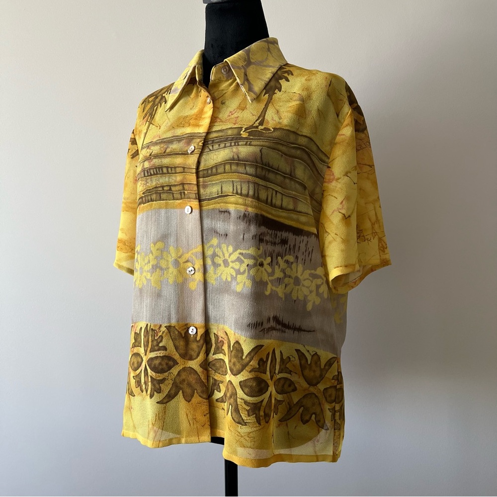 Vintage Hawaiian Yellow Organic Pattern Short Sleeve Button-Up Blouse - Picture 10 of 10